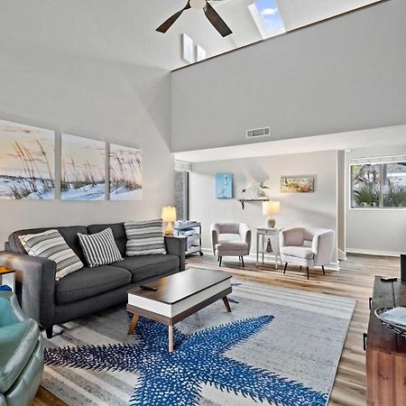 Coastal Oasis With Pool - Walk To Coligny Beach Park Hilton Head Island Zewnętrze zdjęcie