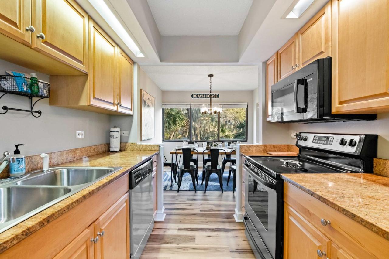 Coastal Oasis With Pool - Walk To Coligny Beach Park Hilton Head Island Zewnętrze zdjęcie
